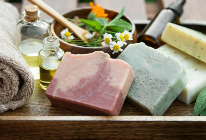 Xà phòng hữu cơ và tinh dầu